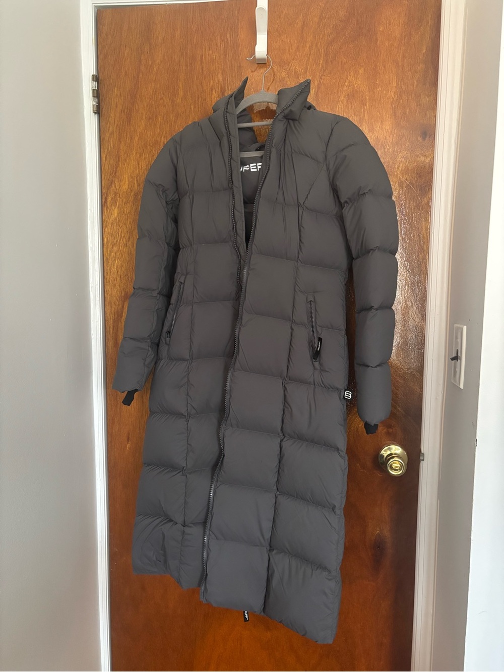 Aritzia Grey Superpuff